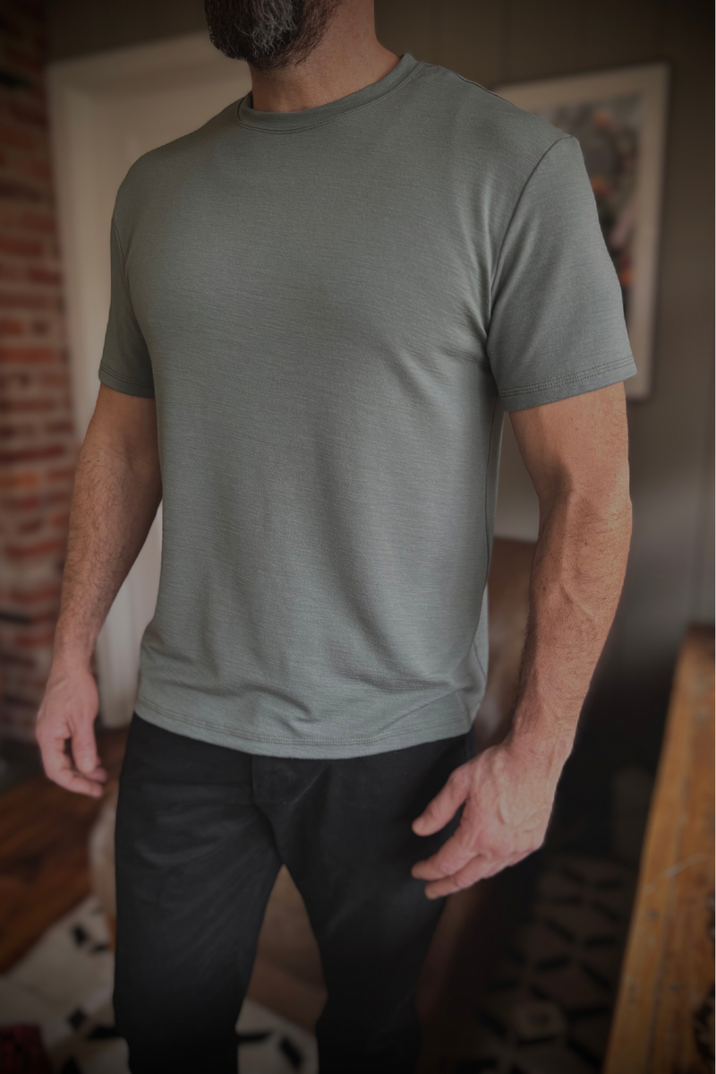 Benutzerdefiniertes Merino-Jersey: Trim-T-Shirt oder Tank für Erwachsene