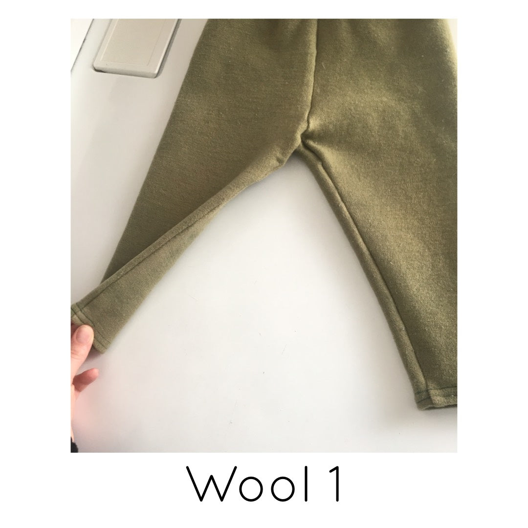 Wavy seams: a discussion.