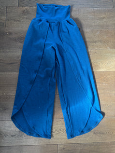 Tulip Hem Pant or Capri