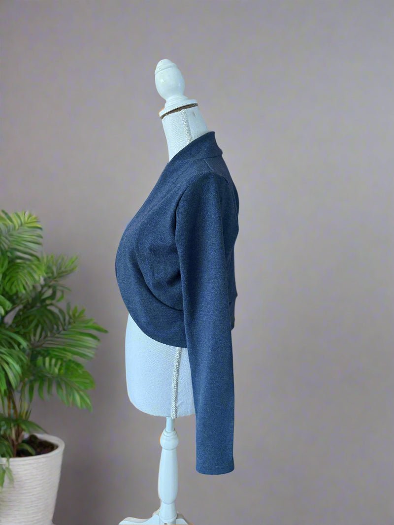 perfect shrug side view