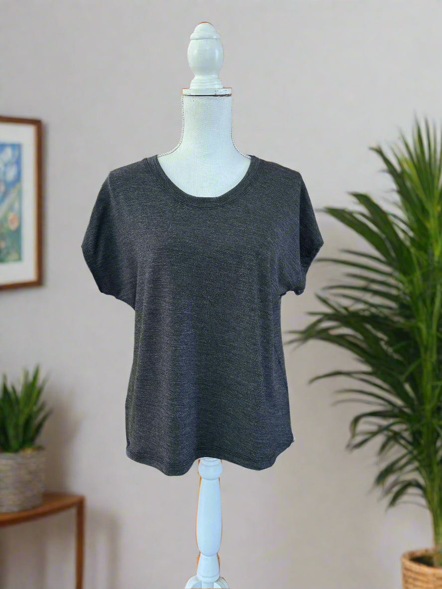 go everywhere dolman in dark heathered grey threads